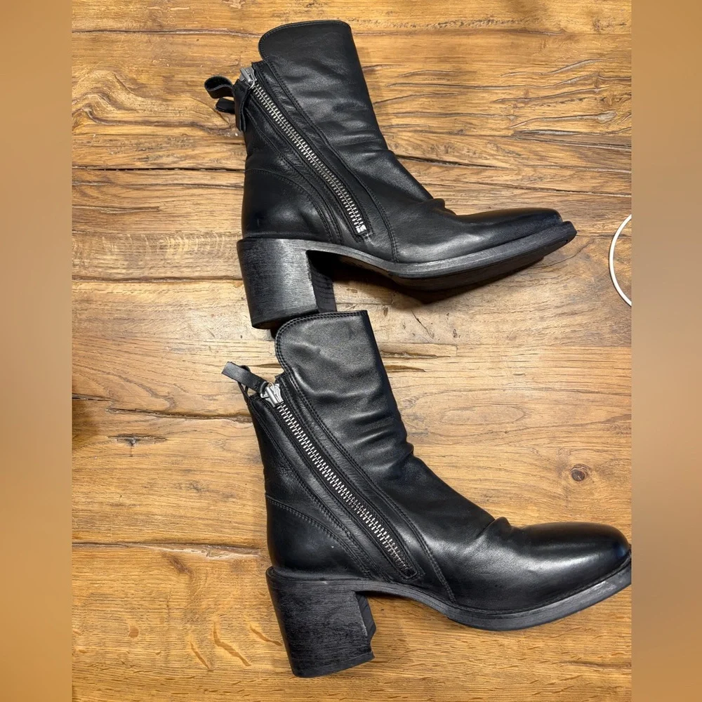 MOMA Black Leather Boots - Picture 8 of 13